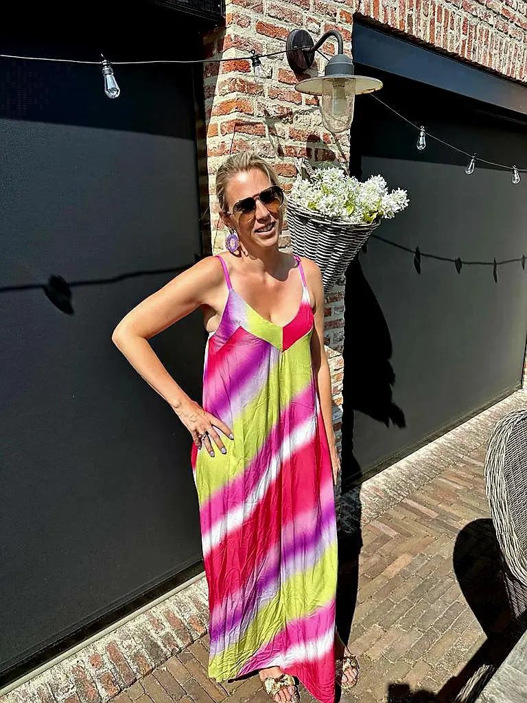 Alexa Midi Dress In Vibrant Magenta 1
