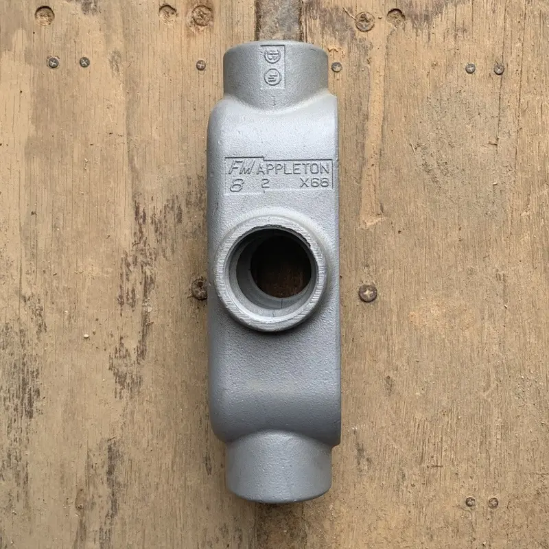 Appleton X68 Type X 2-Inch Conduit Body – Pre-Owned 1