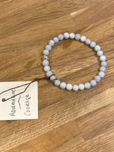 Aquamarine Gemstone Bracelet – Ocean-Inspired Jewelry 1
