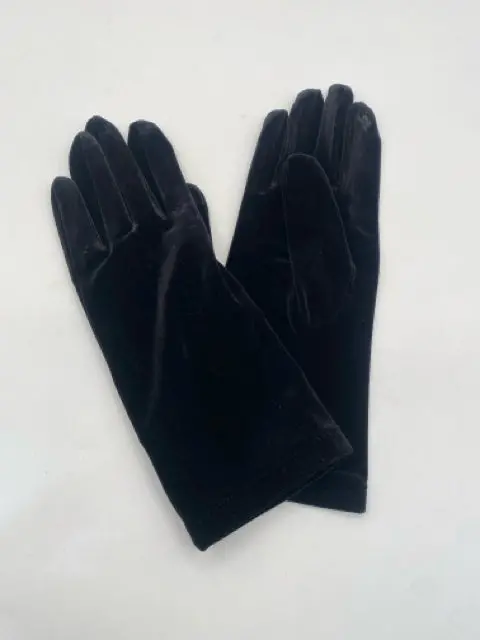Black Velvet Dress Gloves For Women 1