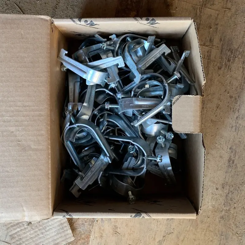 Eaton B1524S Conduit Clamp – Pack Of 50, New Surplus 1