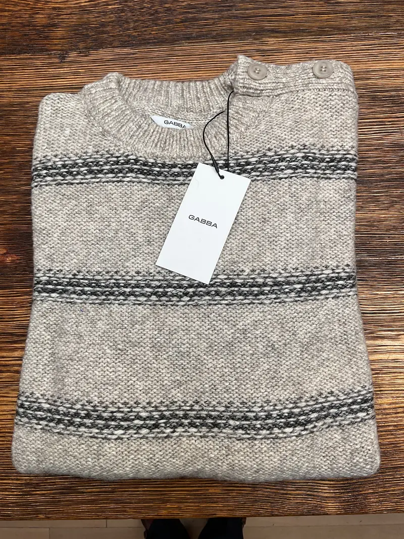 Gabba Osaka Fay Fine-Knit Sweater In Taupe 1