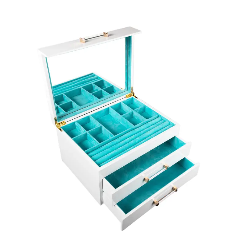Kendall Multi-Compartment Jewelry Box – Travel-Friendly 1