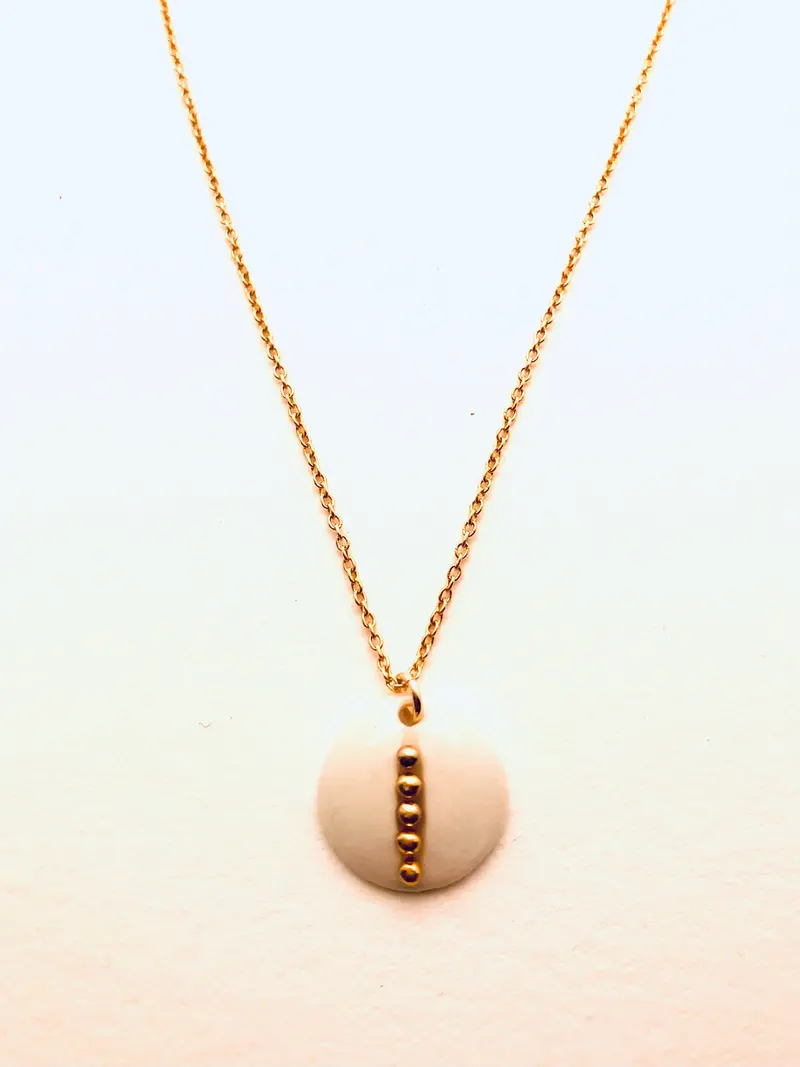 White Beaded Circle Pendant Necklace 1